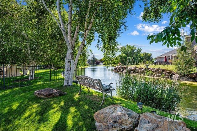 529 W Bayhill, Nampa, ID 83686