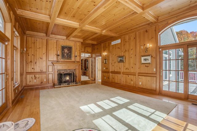 7540 Alaska Ridge, Alto, MI 49302