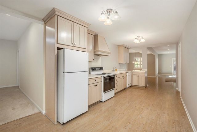 7540 Alaska Ridge, Alto, MI 49302