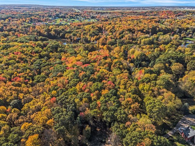 7540 Alaska Ridge, Alto, MI 49302