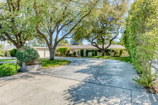 1449 W Barstow Avenue, Fresno, CA 93711