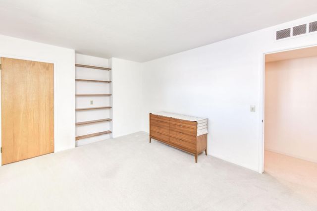 1449 W Barstow Avenue, Fresno, CA 93711