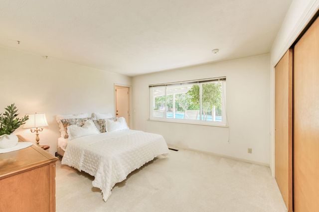 1449 W Barstow Avenue, Fresno, CA 93711