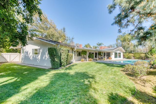 1449 W Barstow Avenue, Fresno, CA 93711