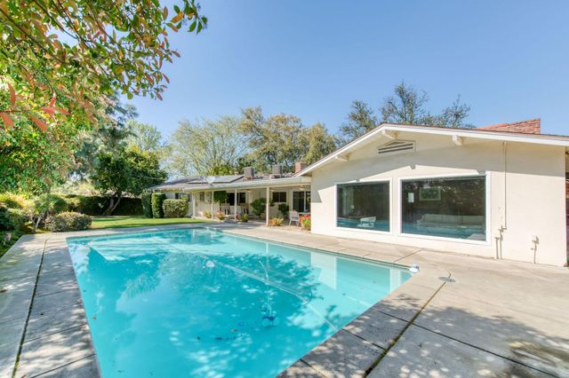 1449 W Barstow Avenue, Fresno, CA 93711