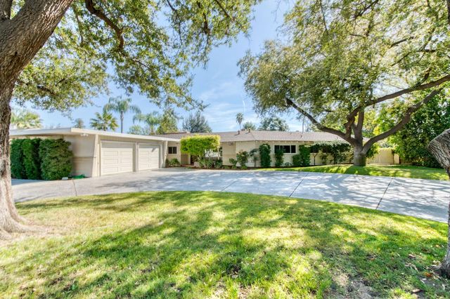 1449 W Barstow Avenue, Fresno, CA 93711