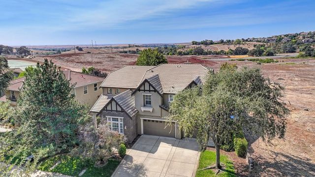 4924 Village Green Dr, El Dorado Hills, CA 95762