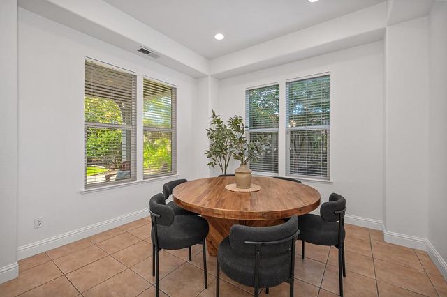4924 Village Green Dr, El Dorado Hills, CA 95762