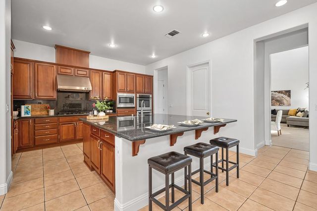 4924 Village Green Dr, El Dorado Hills, CA 95762