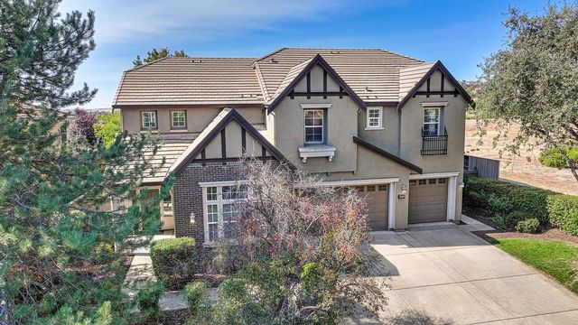 4924 Village Green Dr, El Dorado Hills, CA 95762