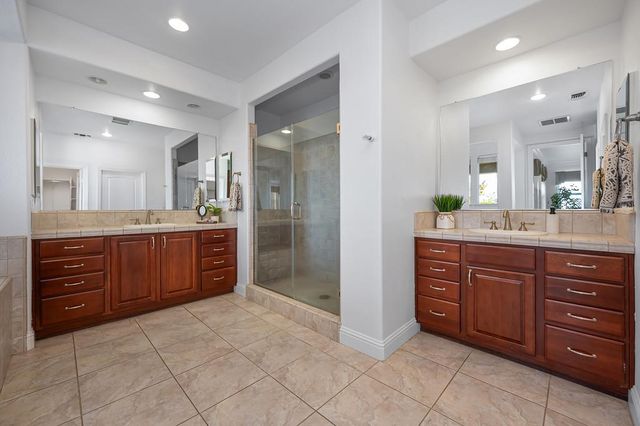 4924 Village Green Dr, El Dorado Hills, CA 95762