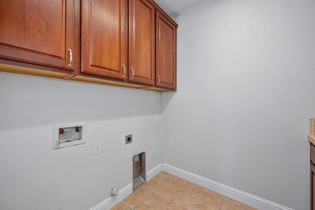 4924 Village Green Dr, El Dorado Hills, CA 95762