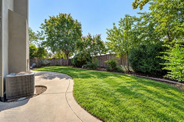 4924 Village Green Dr, El Dorado Hills, CA 95762