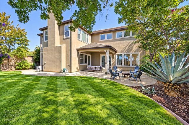 4924 Village Green Dr, El Dorado Hills, CA 95762