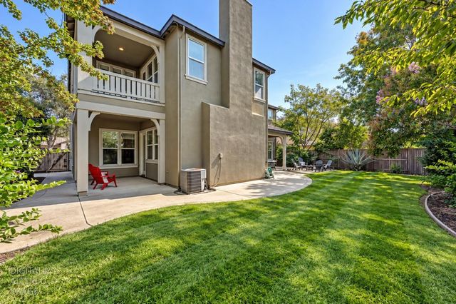 4924 Village Green Dr, El Dorado Hills, CA 95762