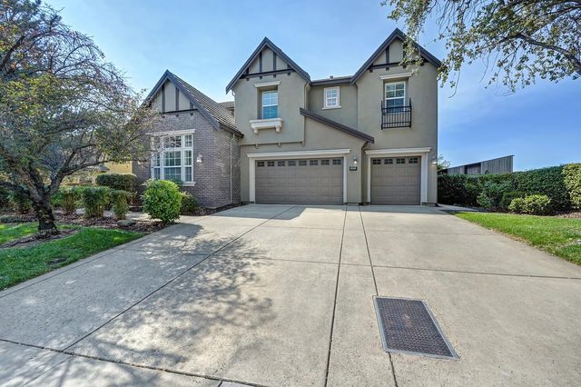 4924 Village Green Dr, El Dorado Hills, CA 95762