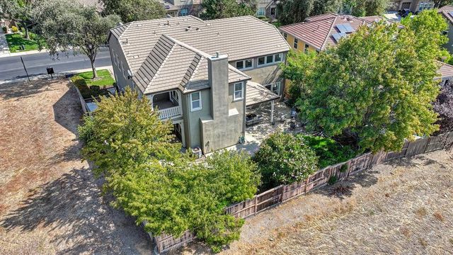 4924 Village Green Dr, El Dorado Hills, CA 95762