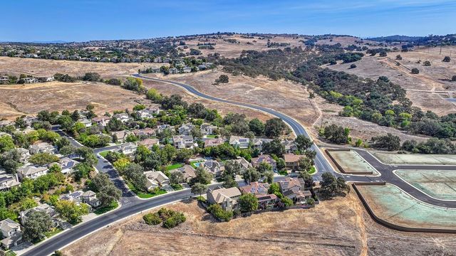 4924 Village Green Dr, El Dorado Hills, CA 95762