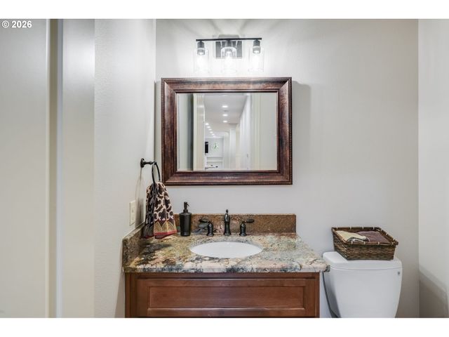 1880 Nw DEETTE Dr, Portland, OR 97229