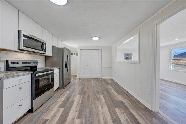 1572 Little Catawba Creek RD, Troutville, VA 24175