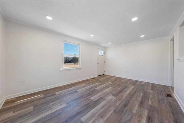 1572 Little Catawba Creek RD, Troutville, VA 24175