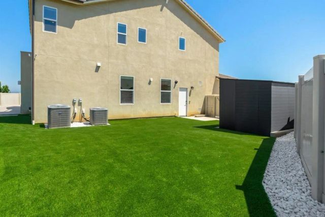 22013 Long Trot Drive, Escondido, CA 92029