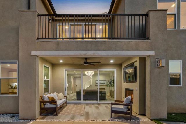 22013 Long Trot Drive, Escondido, CA 92029