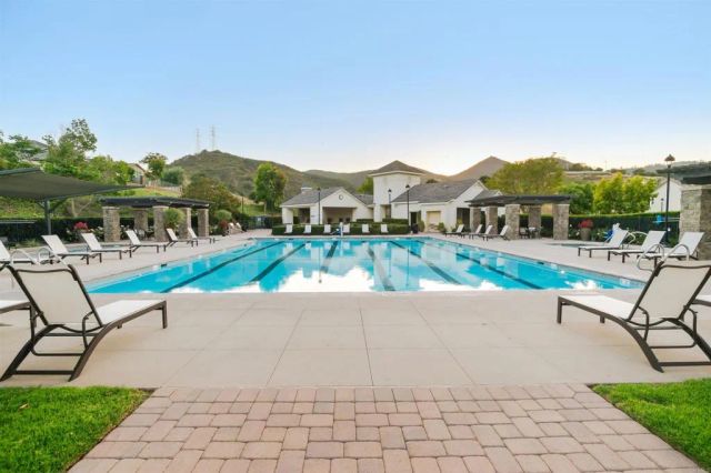 22013 Long Trot Drive, Escondido, CA 92029