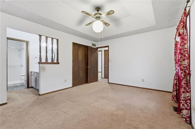 2741 S 53rd Terrace, Kansas City, KS 66106