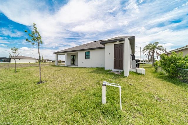 1608 38th AVE, Cape Coral, FL 33993