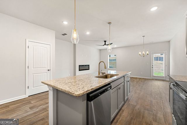 5228 MUNDY Grove Lane, Gainesville, GA 30504
