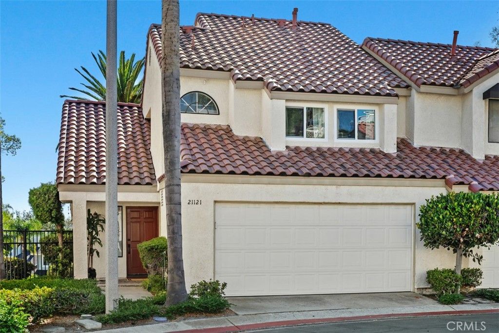 21121 Calle De Paseo, Lake Forest, CA 92630 — exterior