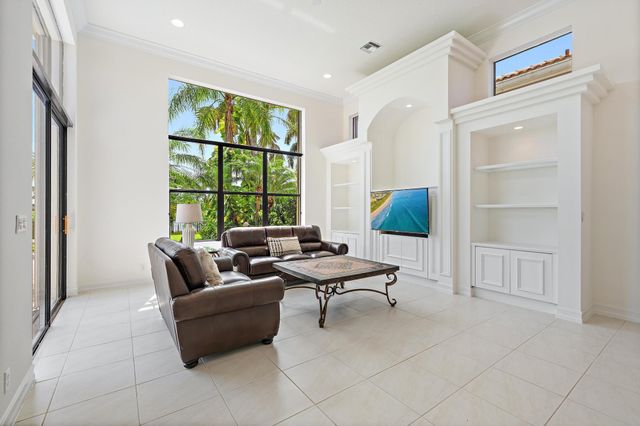 7510 Blue Heron Way, West Palm Beach, FL 33412
