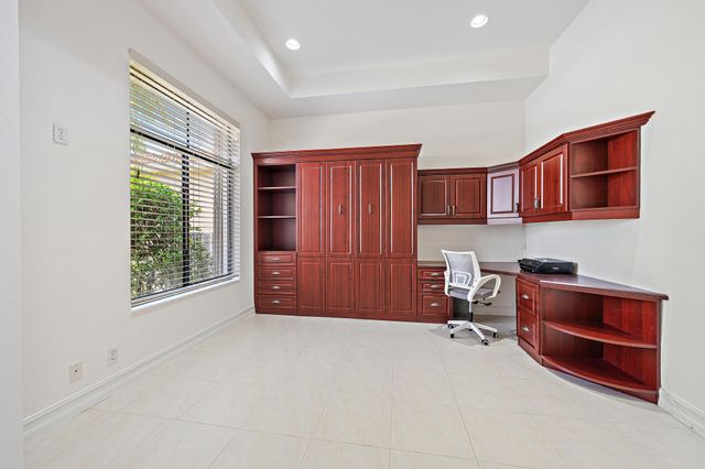 7510 Blue Heron Way, West Palm Beach, FL 33412