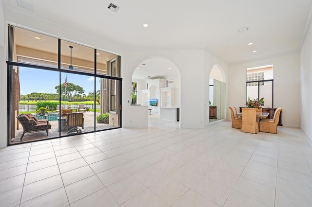 7510 Blue Heron Way, West Palm Beach, FL 33412