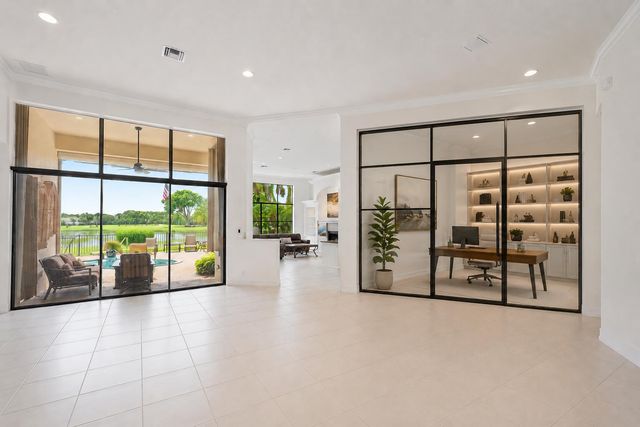 7510 Blue Heron Way, West Palm Beach, FL 33412