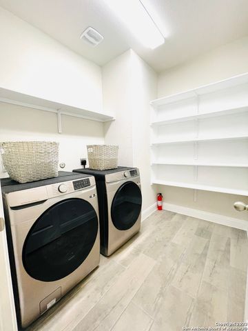 247 Red Rock Canyon, San Antonio, TX 78258