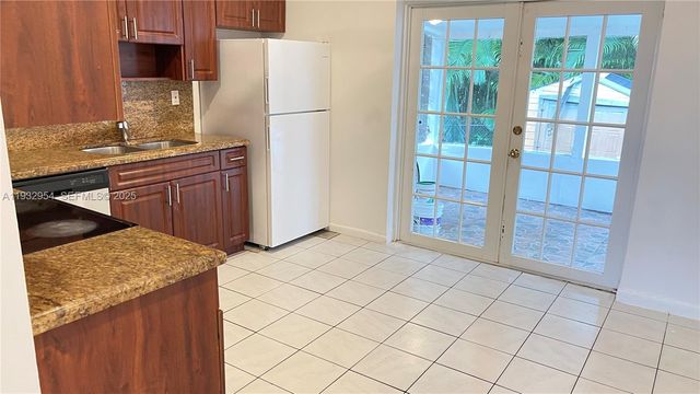 4760 SW 66th Ter, Davie, FL 33314