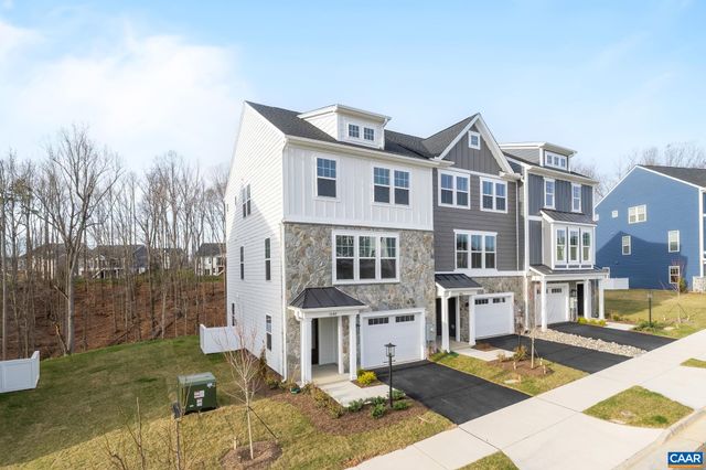 3048 FARROW CIR, Charlottesville, VA 22901