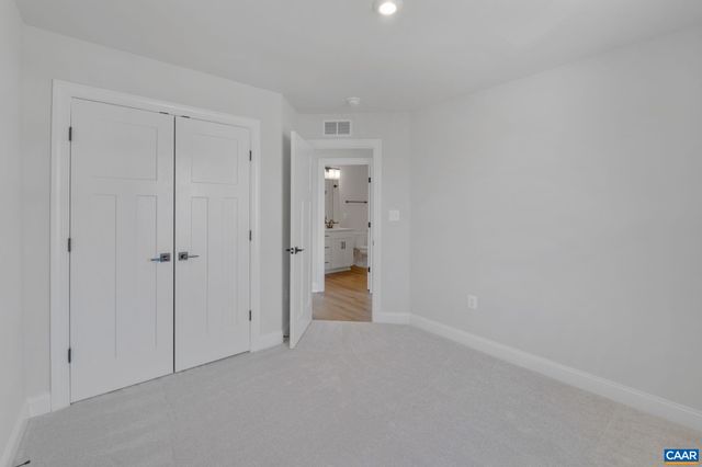 3048 FARROW CIR, Charlottesville, VA 22901