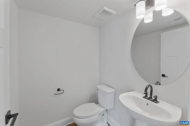 3048 FARROW CIR, Charlottesville, VA 22901