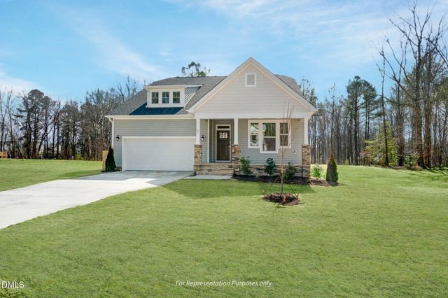 88 Knotts Loop, Lillington, NC 27546