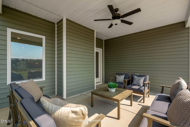 88 Knotts Loop, Lillington, NC 27546
