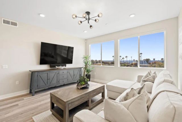 1105 S. Cleveland Street 311, Oceanside, CA 92054