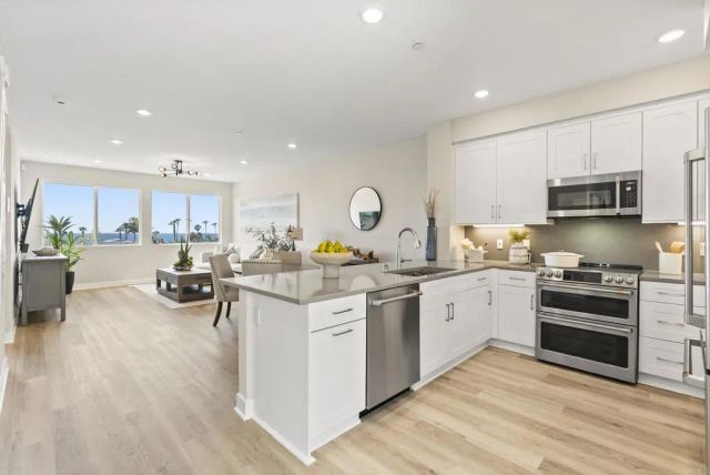 1105 S. Cleveland Street 311, Oceanside, CA 92054