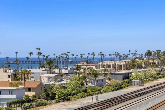1105 S. Cleveland Street 311, Oceanside, CA 92054