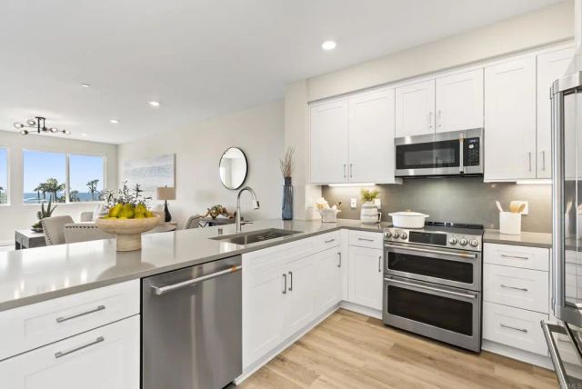 1105 S. Cleveland Street 311, Oceanside, CA 92054