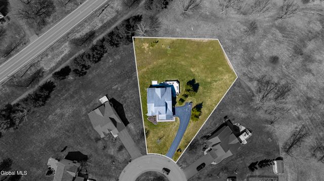 11 Mallard Cove, Malta, NY 12019