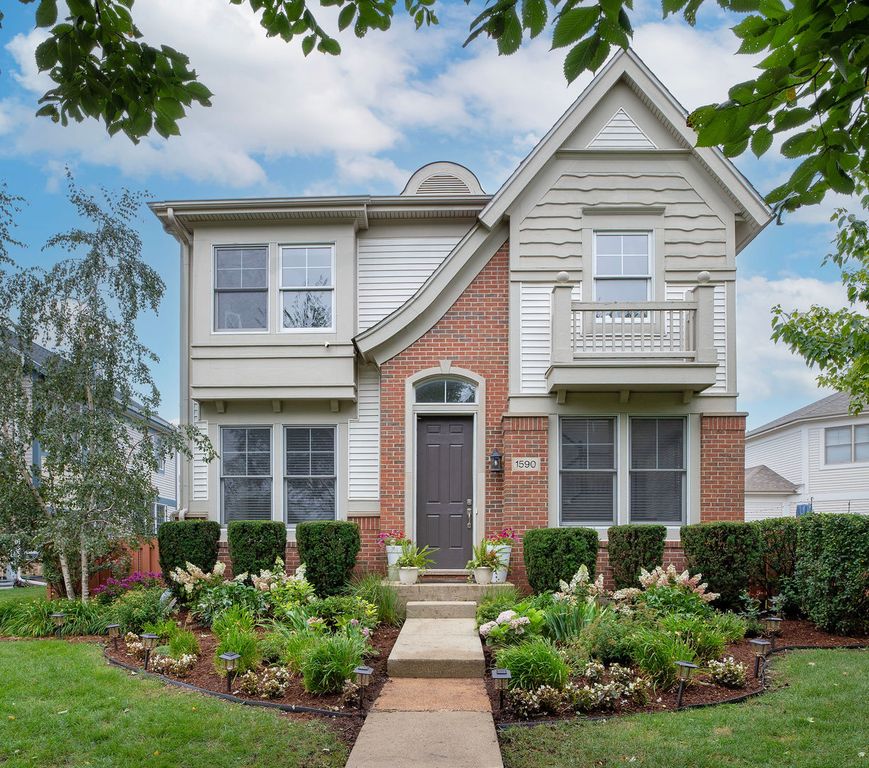 1590 Fielding Drive, Glenview, IL 60026