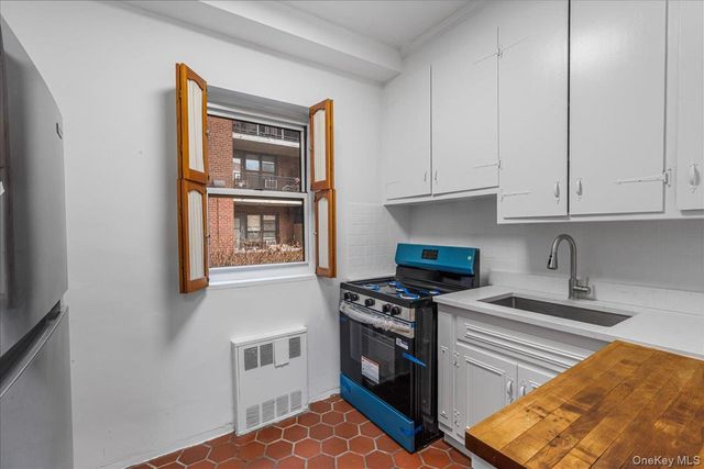 35-31 85th Street 1J, Jackson Heights, NY 11372